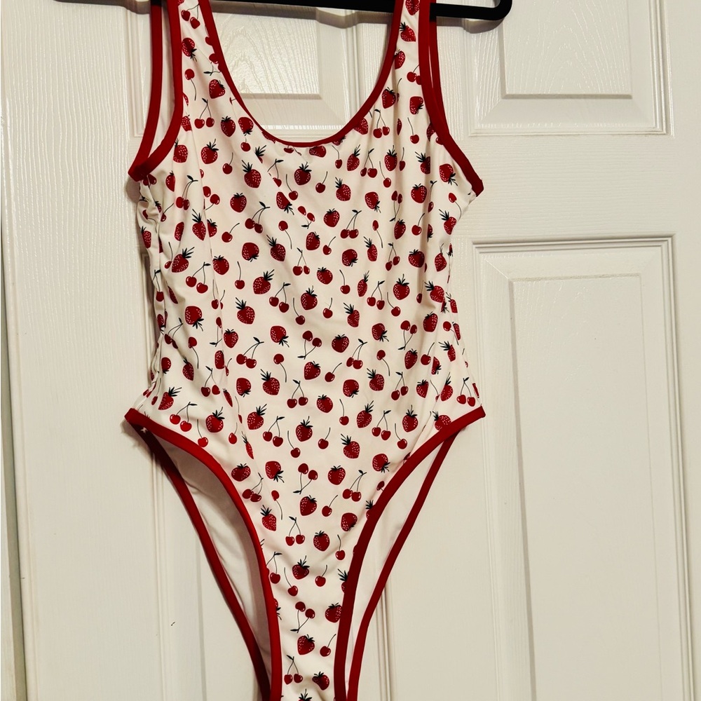 Frankie's Bikini's x Victoria Secret Swimsuit